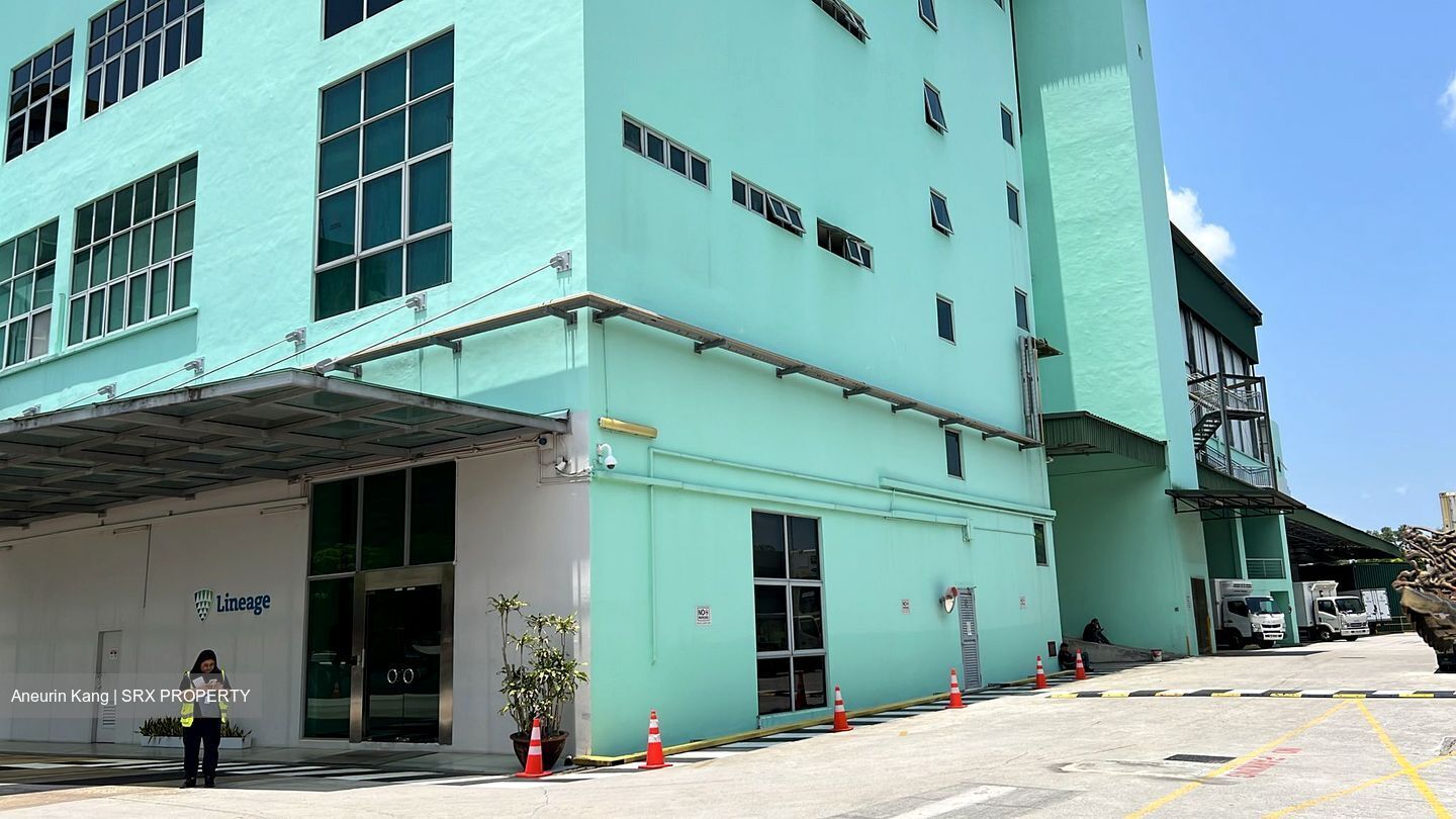 Mandai Link (D25), Warehouse #552627011